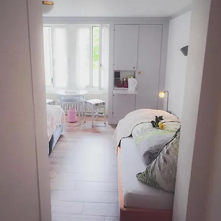 Dreierzimmer Casa de hóspedes *